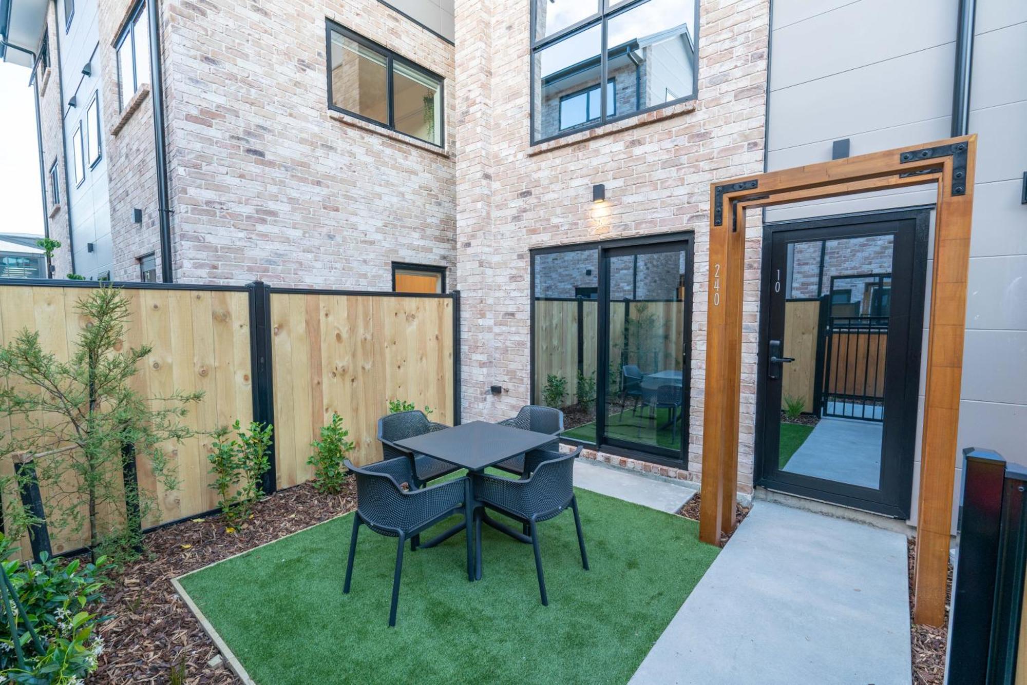 דירות כרייסטצ'רץ' A Touch Of Luxury In Chch Cbd מראה חיצוני תמונה